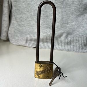 VTG Slaymaker Super Padlock Lock with Key Lancaster PA USA Gold Safety Hardware